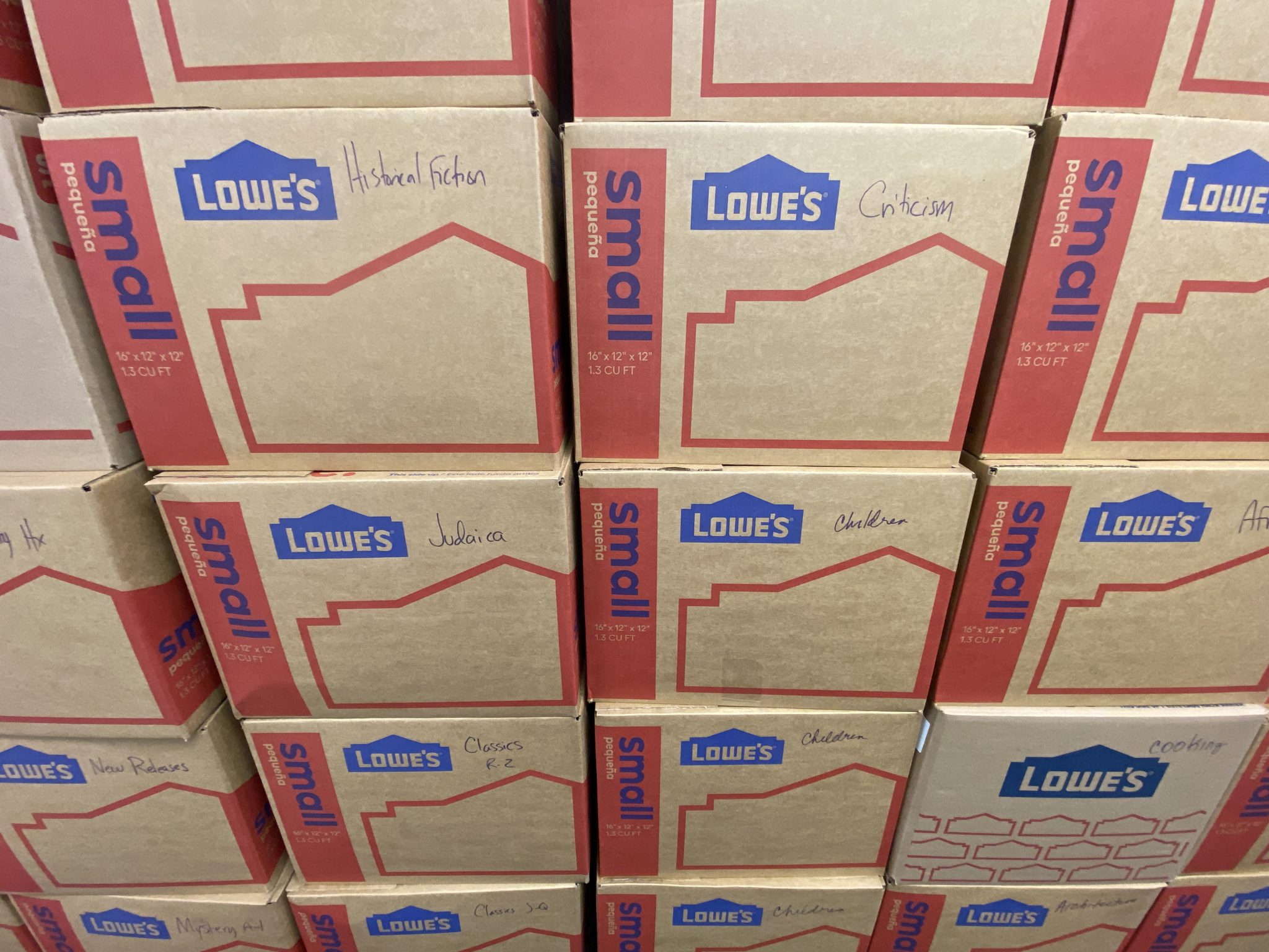 Bryn MawrWellesley Book Sale